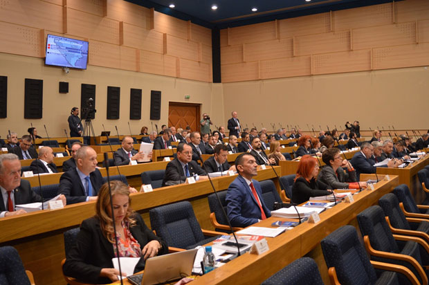 О случају Драгичевић расправља и парламент